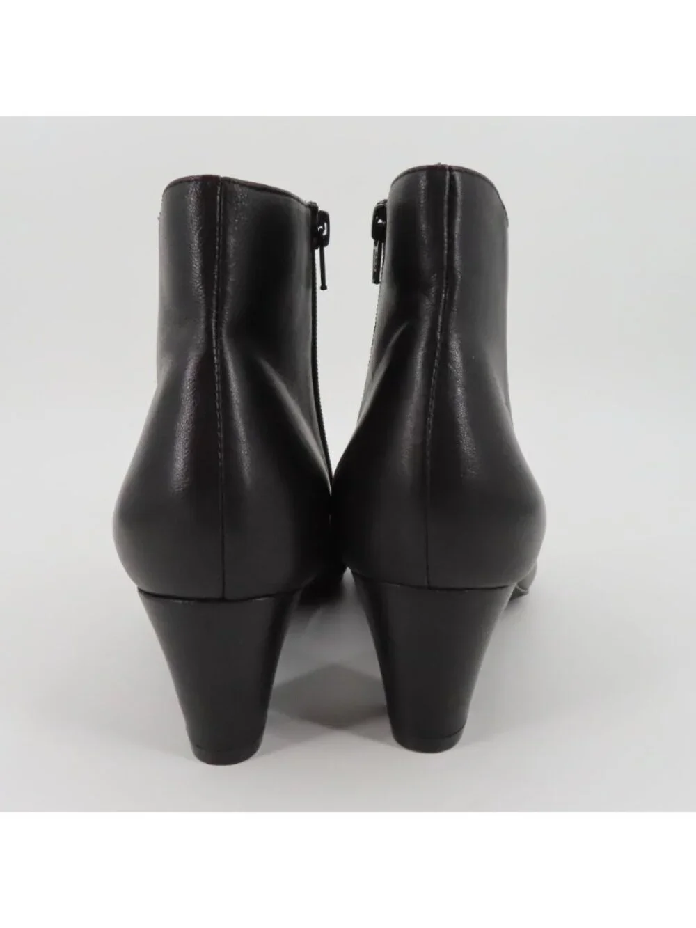 David Tate Womens 11 M Solid Black Leather Upper Ankle Boots Booties Zippered